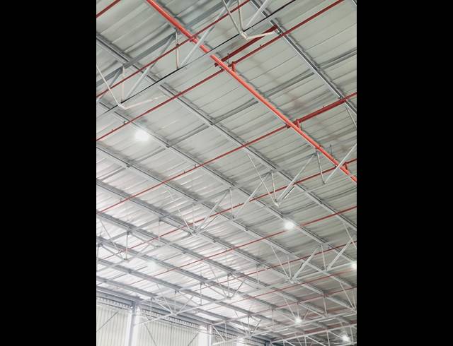 4,892M² WAREHOUSE TO LET IN POMONA